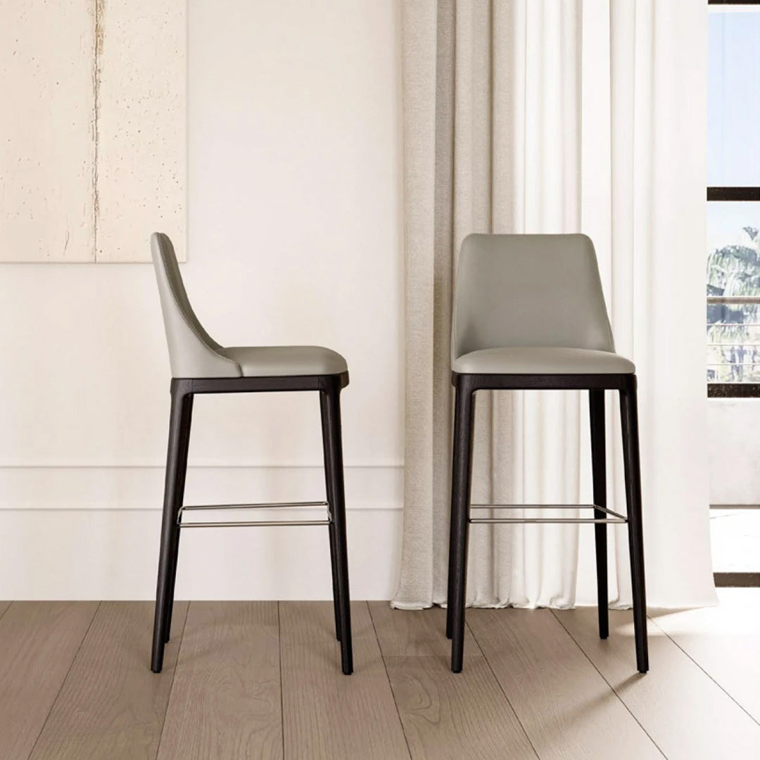 Max - Stool