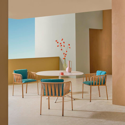 Nari - Outdoor armchair