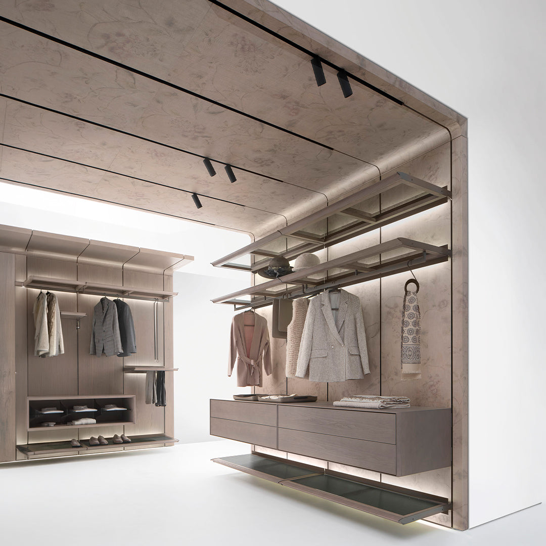 Reiwa - Walk-in Closets