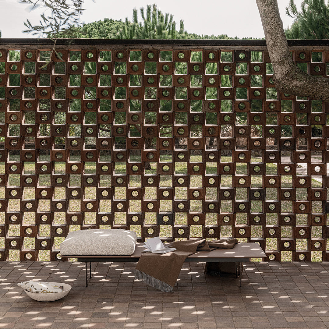 Vogue - Bench