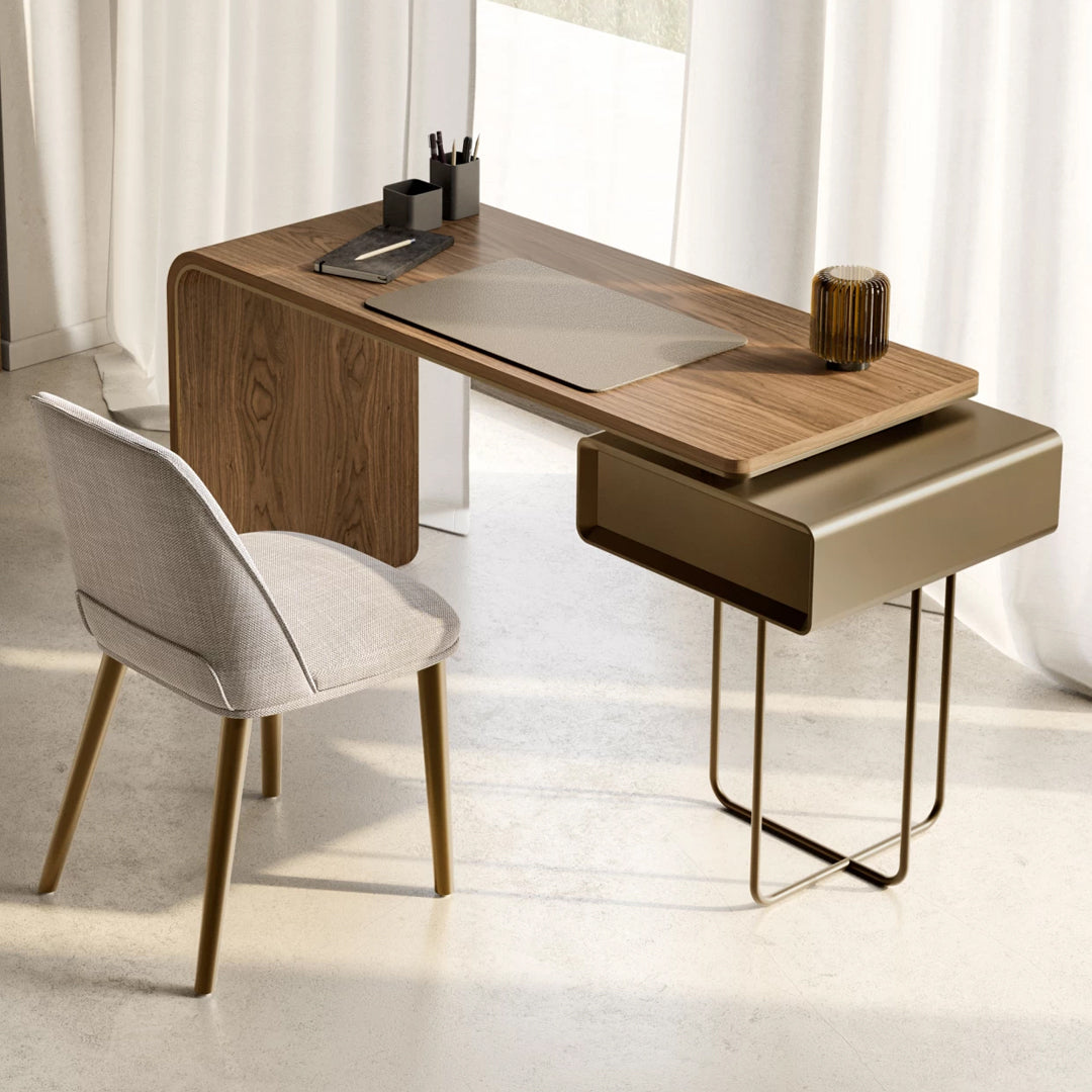 Auri - Desk