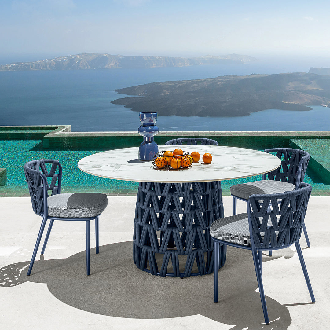 Swipe - Dining Table D150 Blue