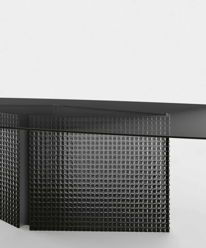 Bow - Dining Table