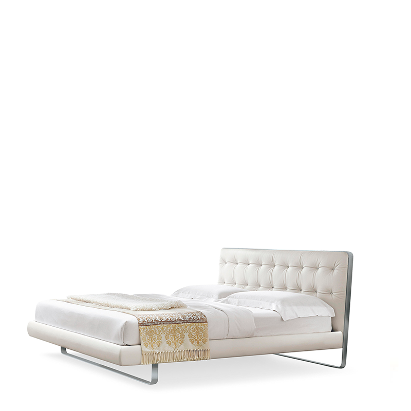 Blade - Bed