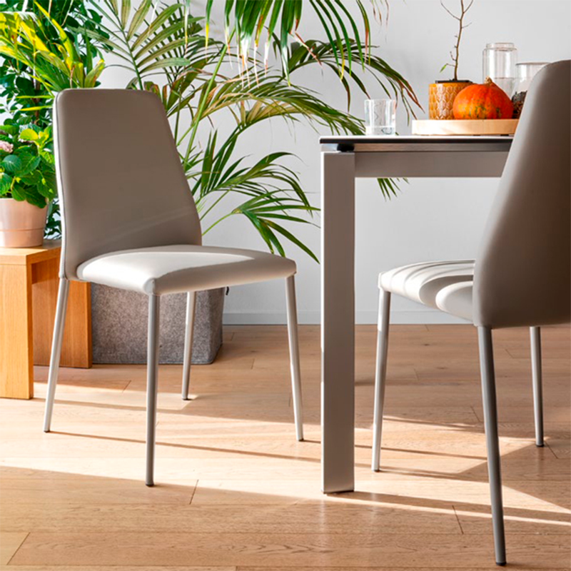 Club CB1462- Side Chair