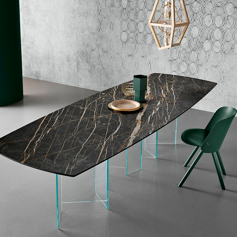 Metropolis - Dining Table