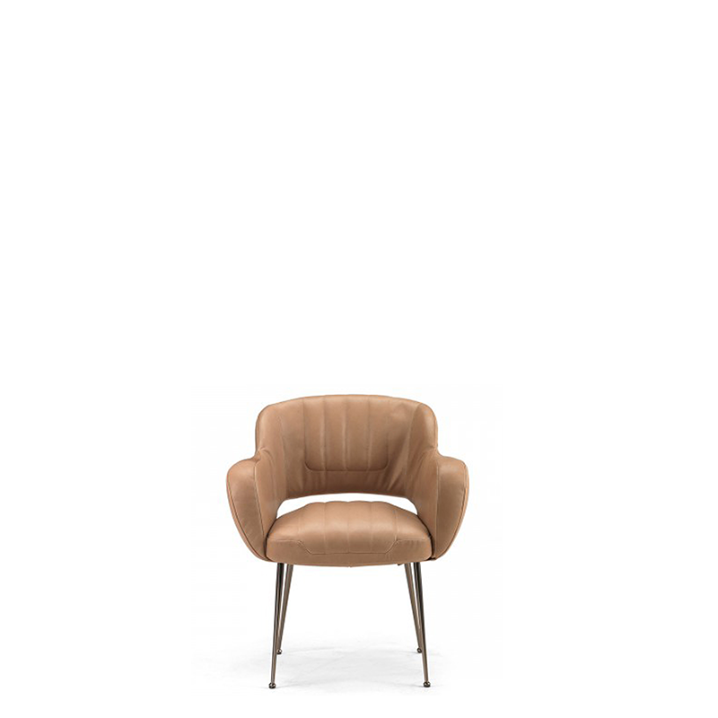 Miss Malice - Armchair