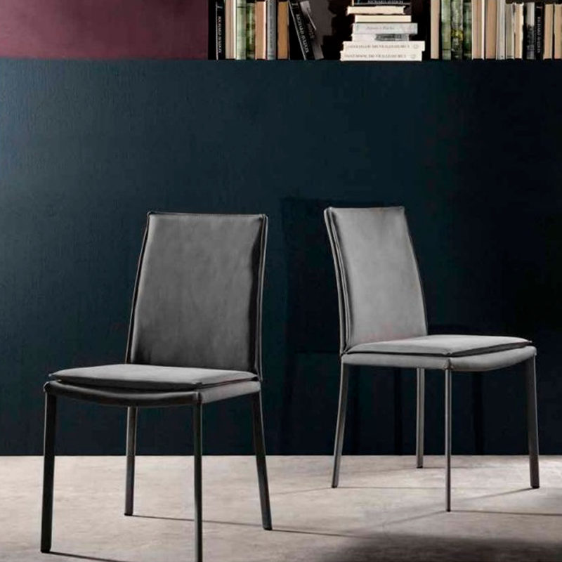 Scarlet - Side Chair