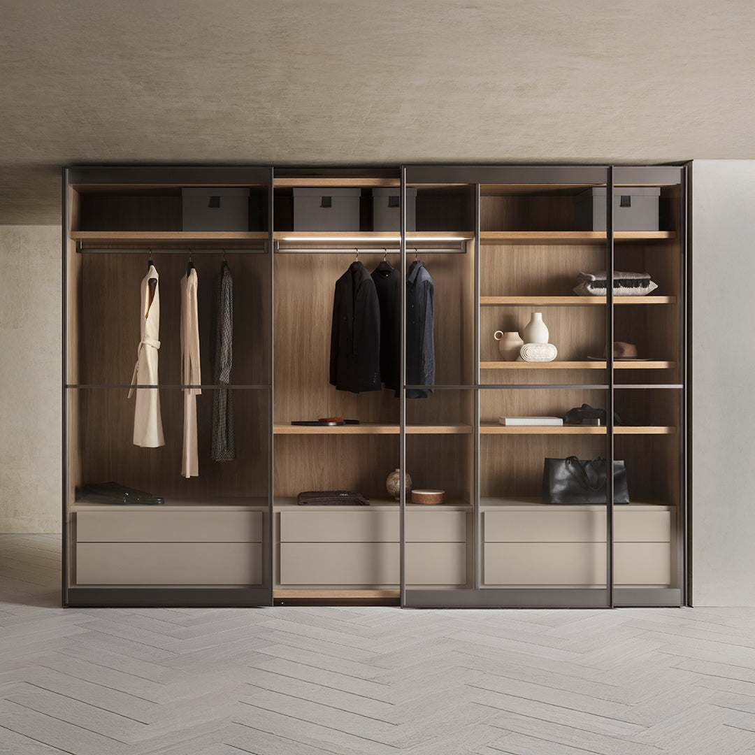 Murano - Wardrobe