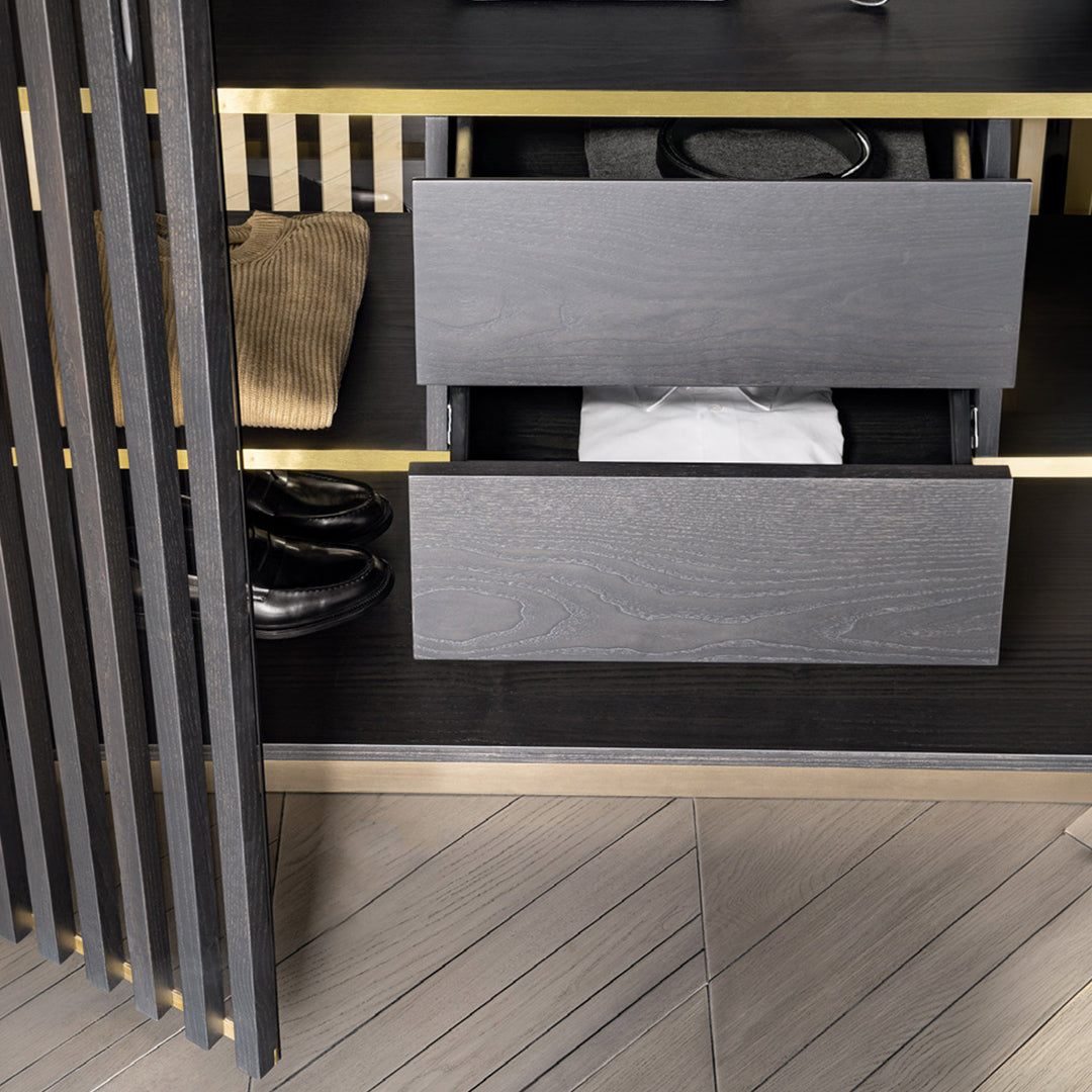 Tal - Wardrobe