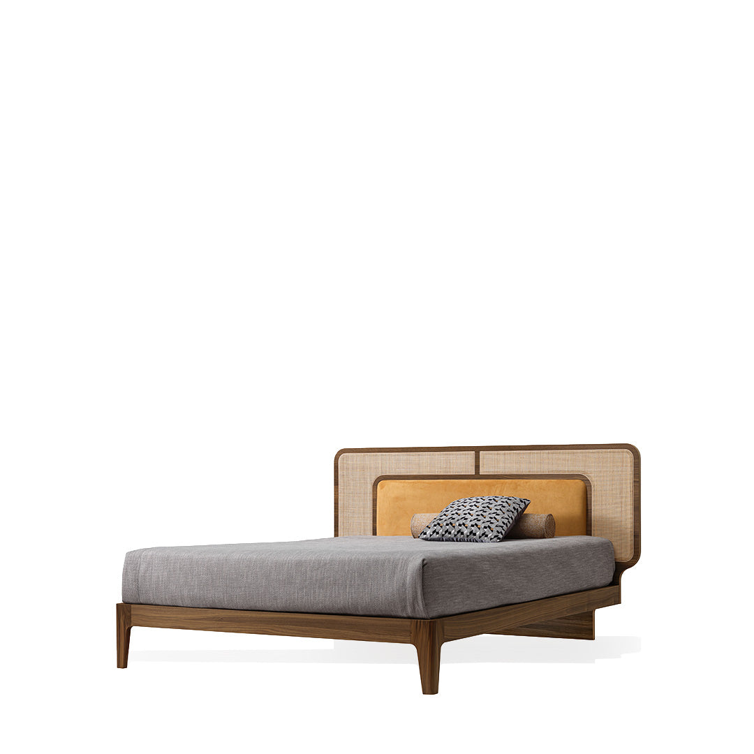Shanghai - Bed