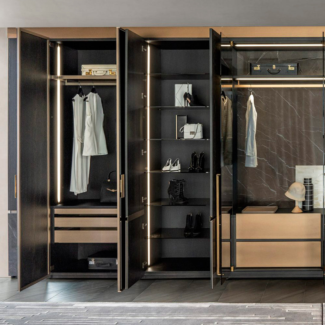 Hege - Wardrobe