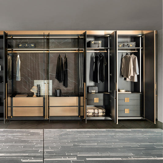 Hege - Wardrobe
