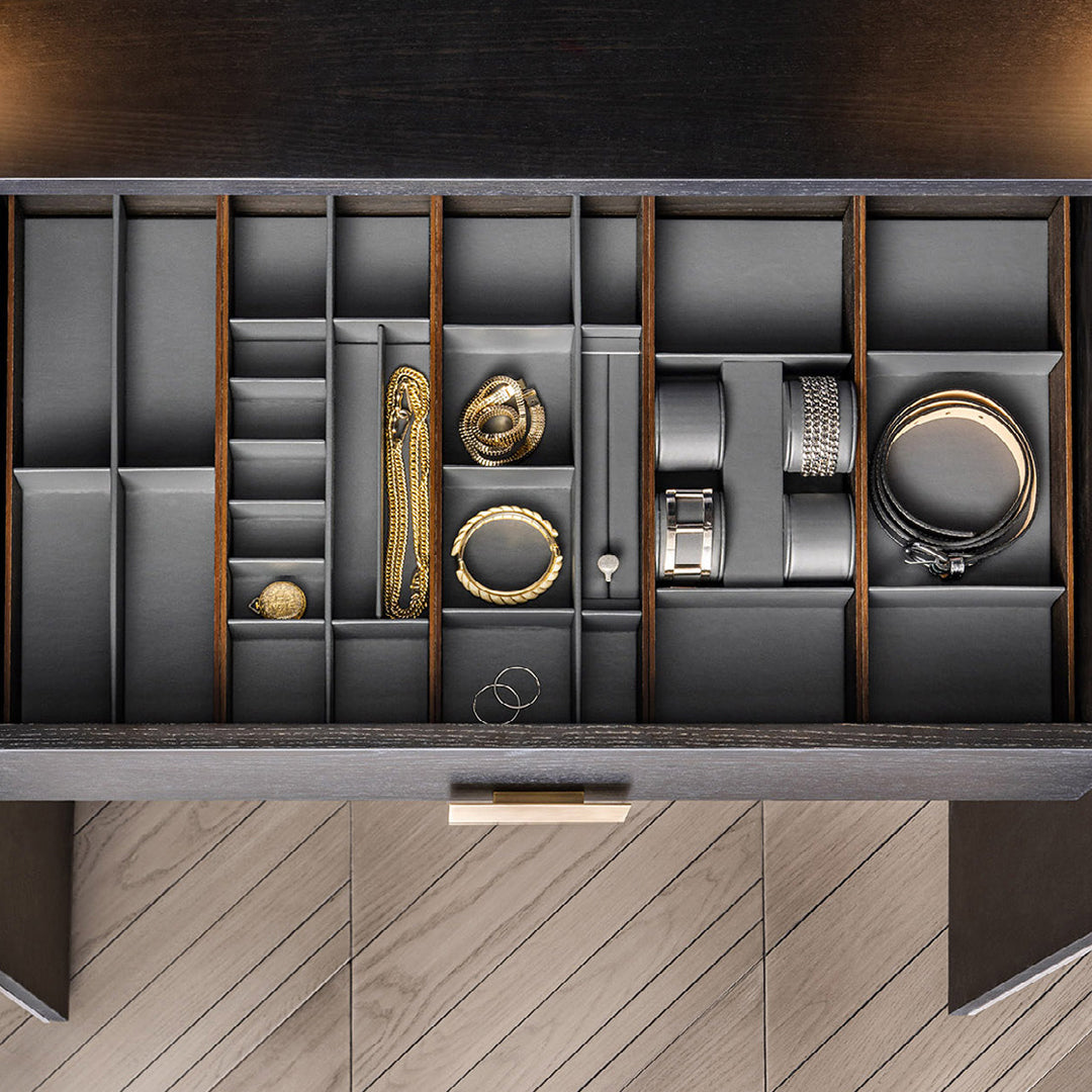 Hege - Wardrobe