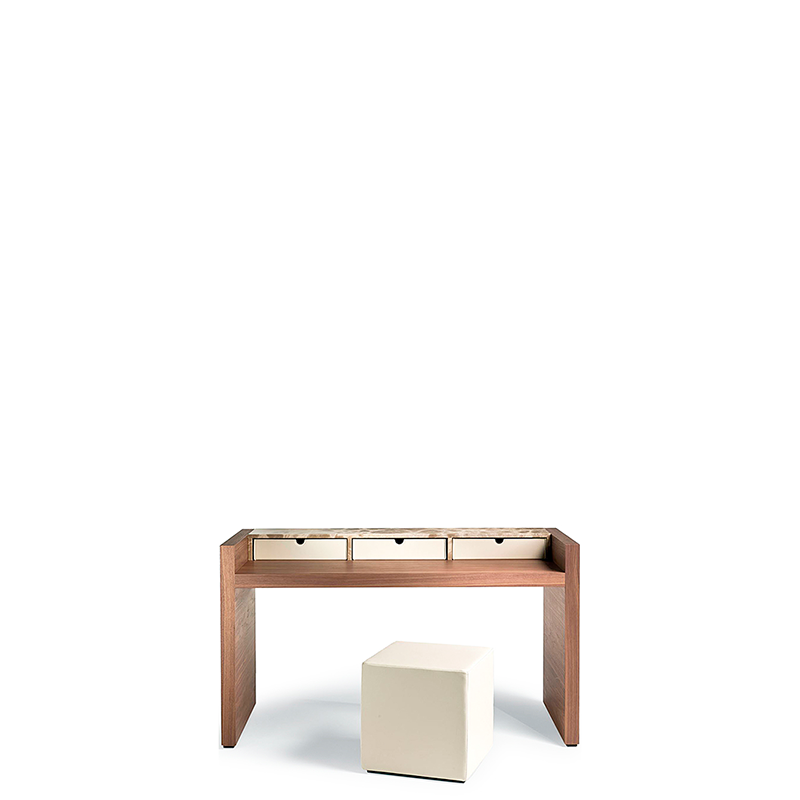 Materica - Desk