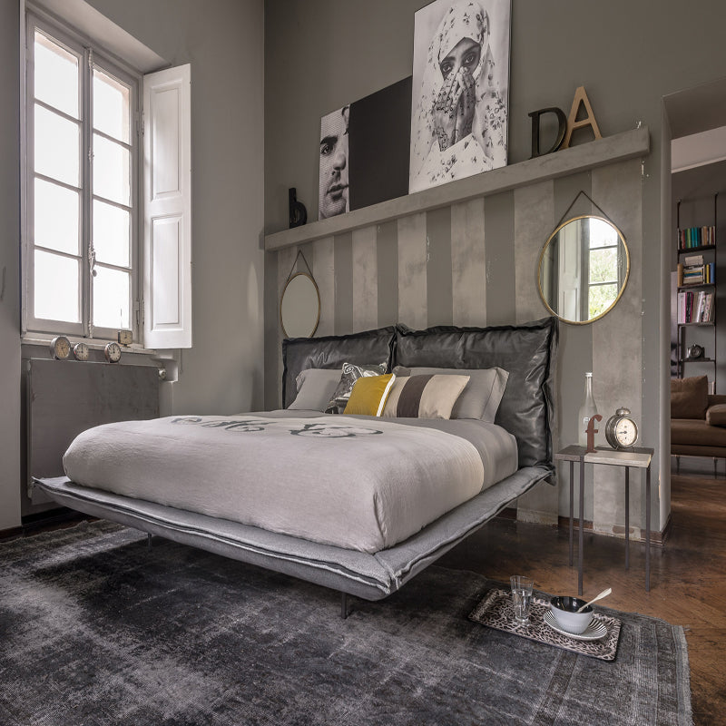 Auto Reverse - Bed