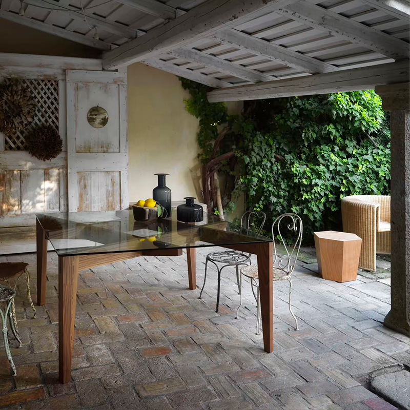 Autoreggente Square - Dining Table