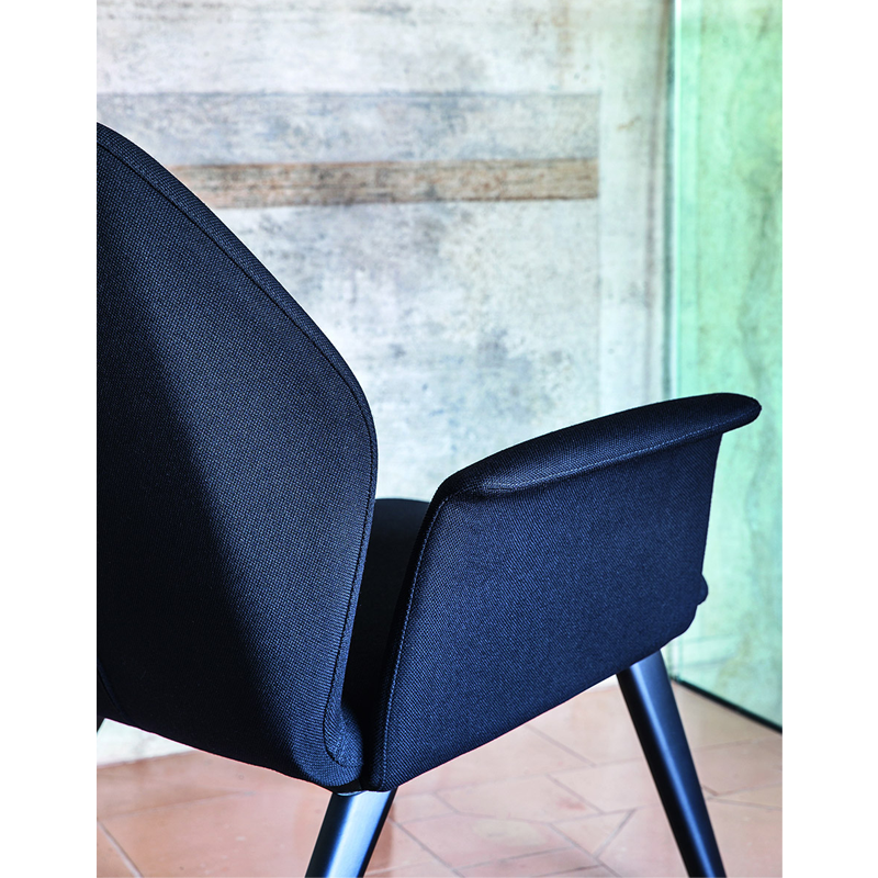 Ava 1694 - Lounge Chair