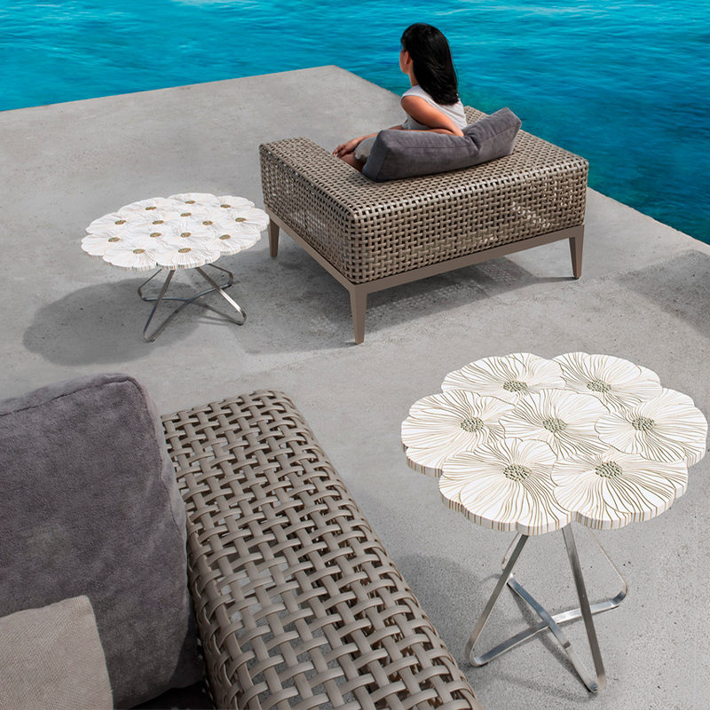 Bouquet - Coffee Table