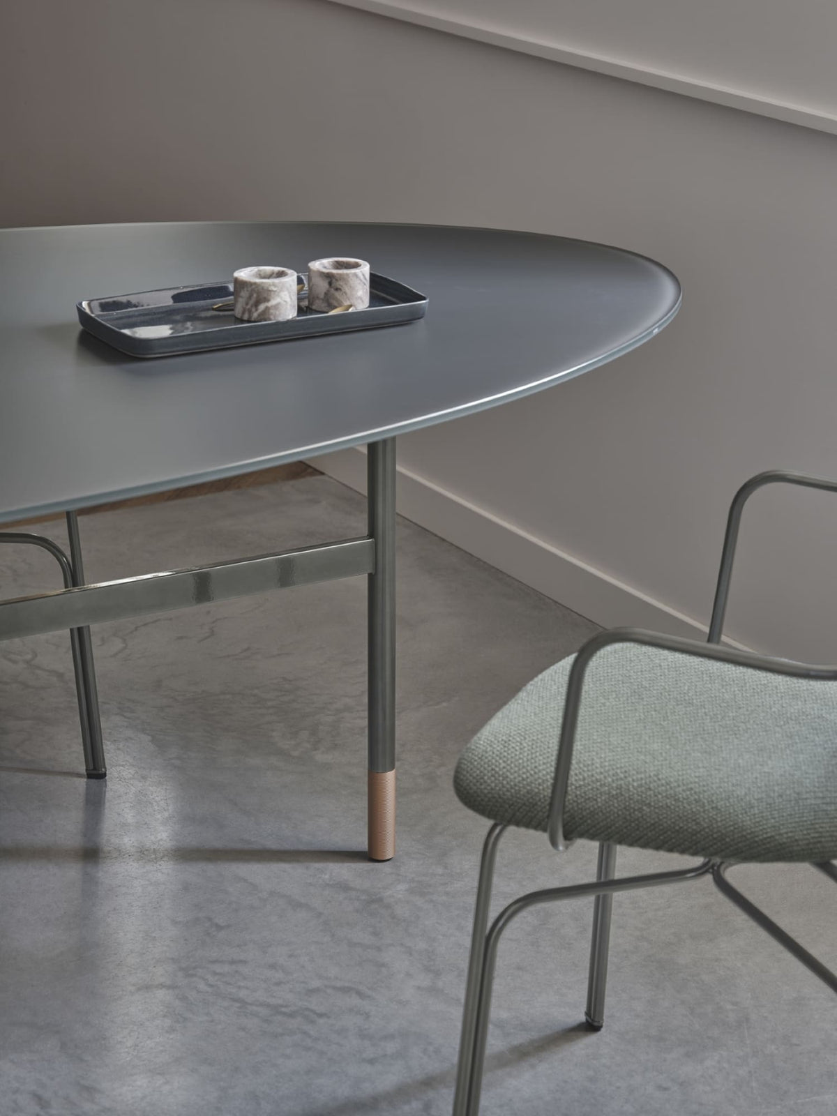 Glamour - Dining Table