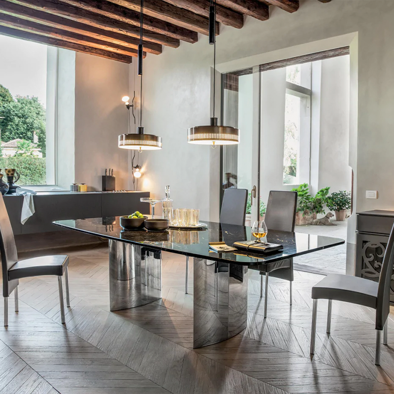 Manhattan - Dining Table