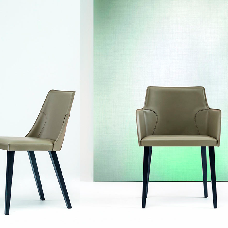 Ned 1656/ 1657 - Arm Chair