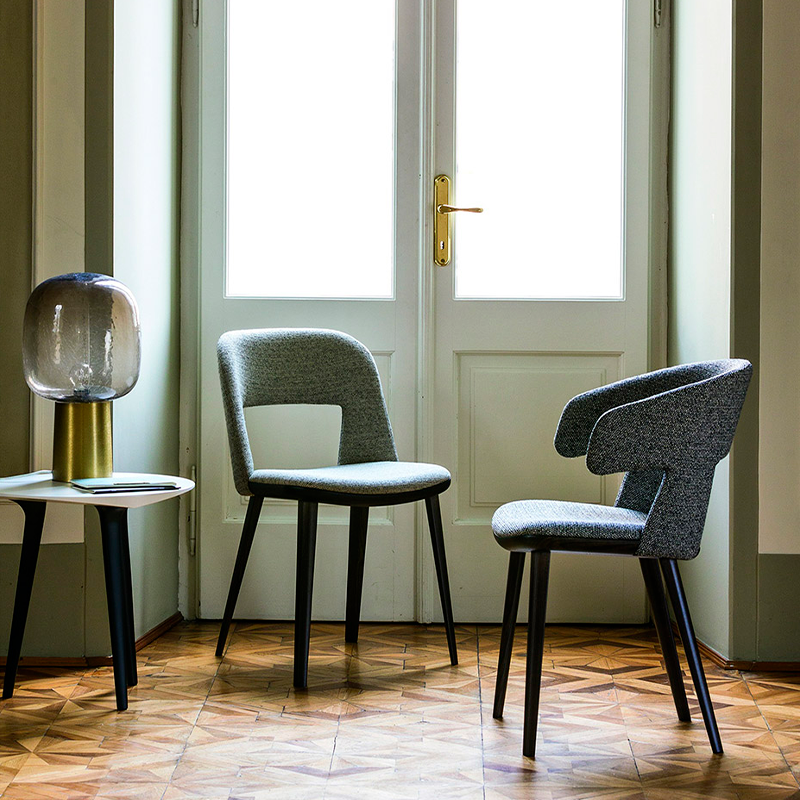 Path 1560 / 1561- Chair