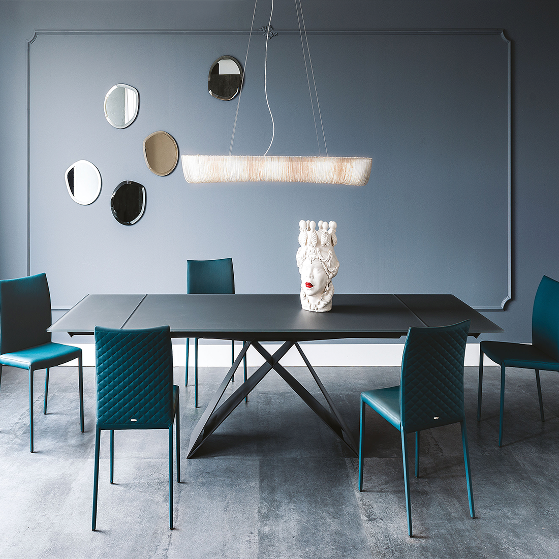 Premier / Drive  - Dining Table