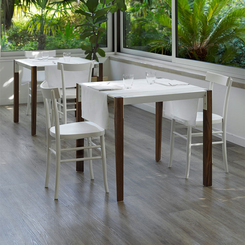Tango - Table