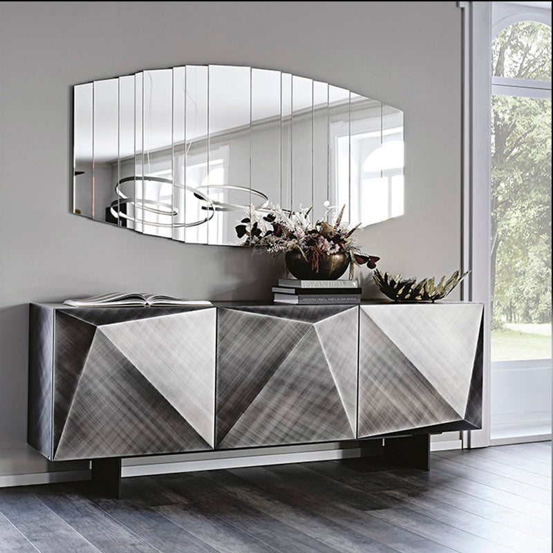 Kayak - Sideboard