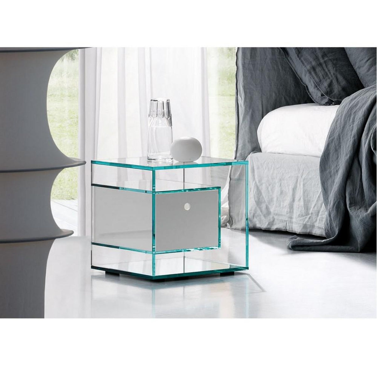 Liber - Side Table